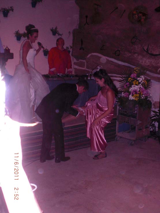 Fiesta tras la boda en el Chambao del Huertecillo