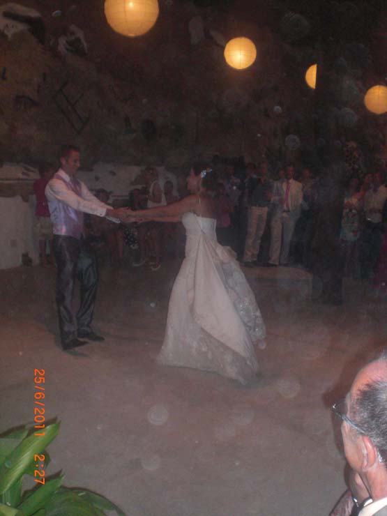 Fiesta tras la boda en el Chambao del Huertecillo